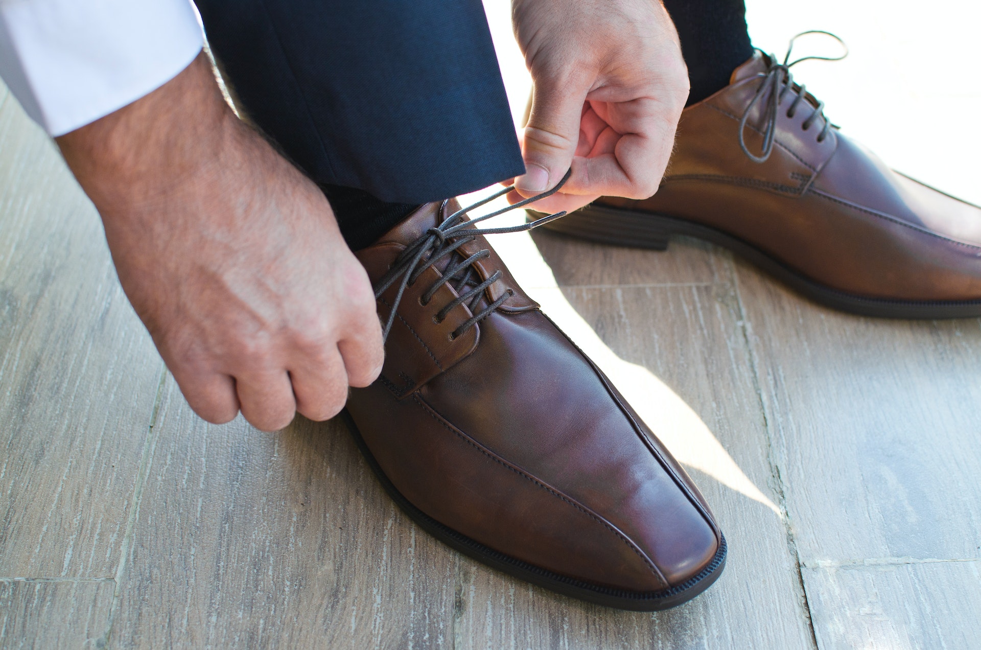 Color Coordination: How to Combine Your Shoes with Your Clothes